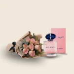 مجموعة عطر My Way مع باقة الورود الرقيقة